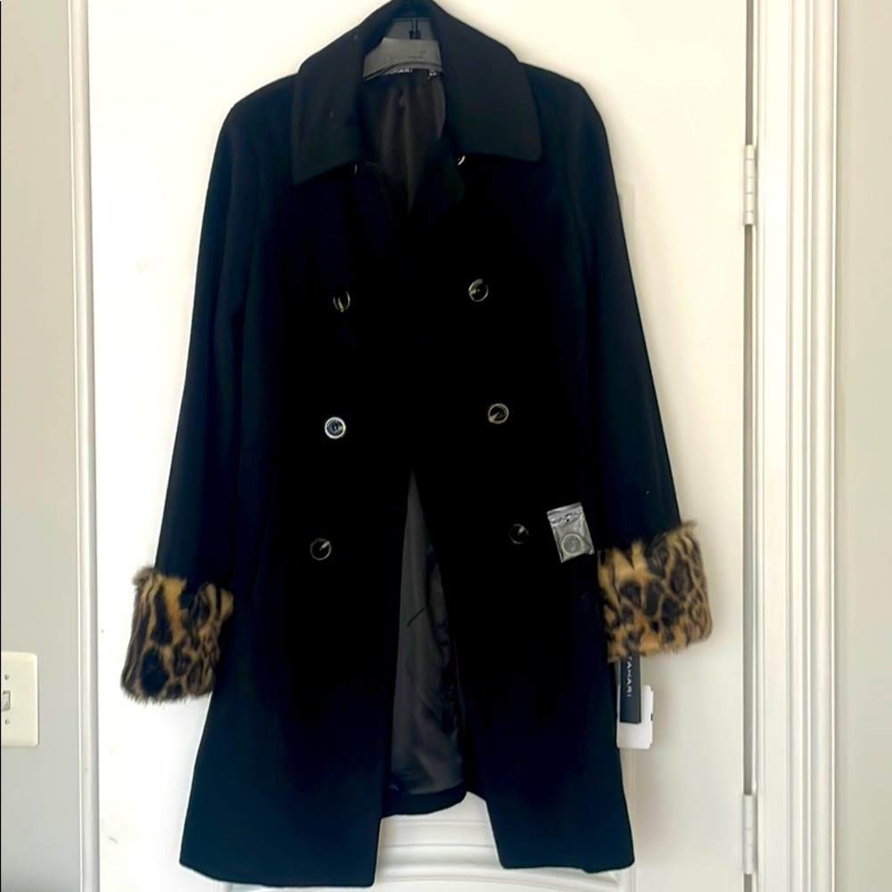 NWT Black Tahari Coat Detachable Faux Fur